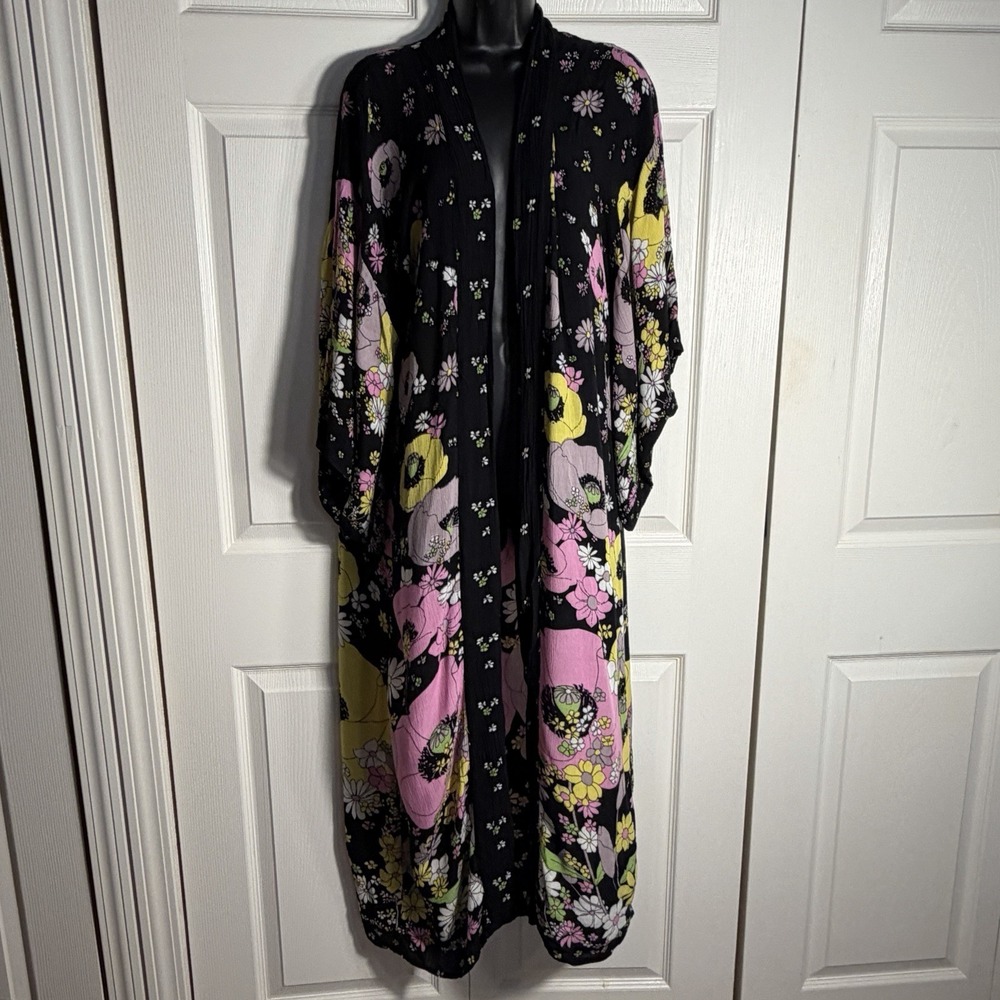 Free People Hidden Hills Maxi Kimono Women OS Black Blossom Combo Floral Duster